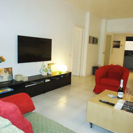 Apartment Villarroel 142 *